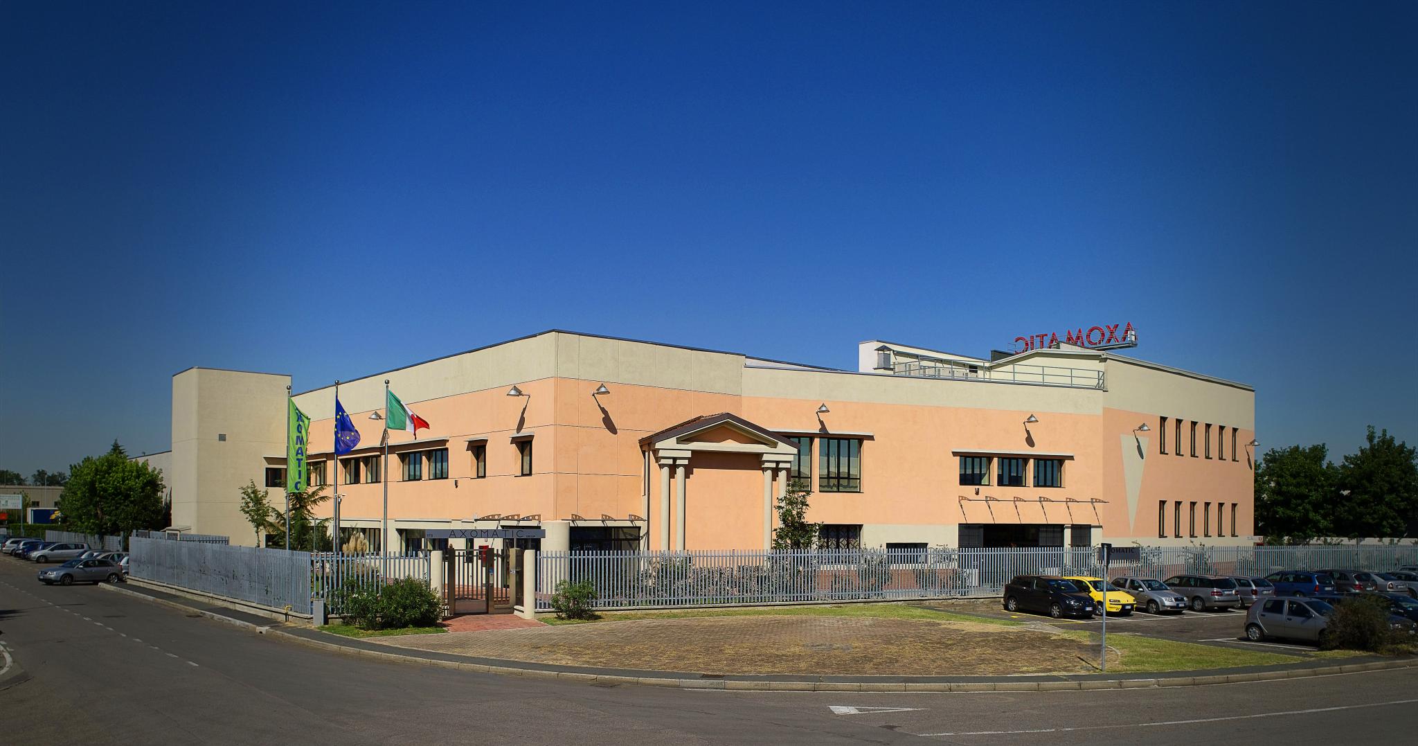 Axomatic
